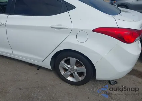 2013 Hyundai Elantra Gls z USA, uszkodzony, nr VIN 5NPDH4AE3DH372971